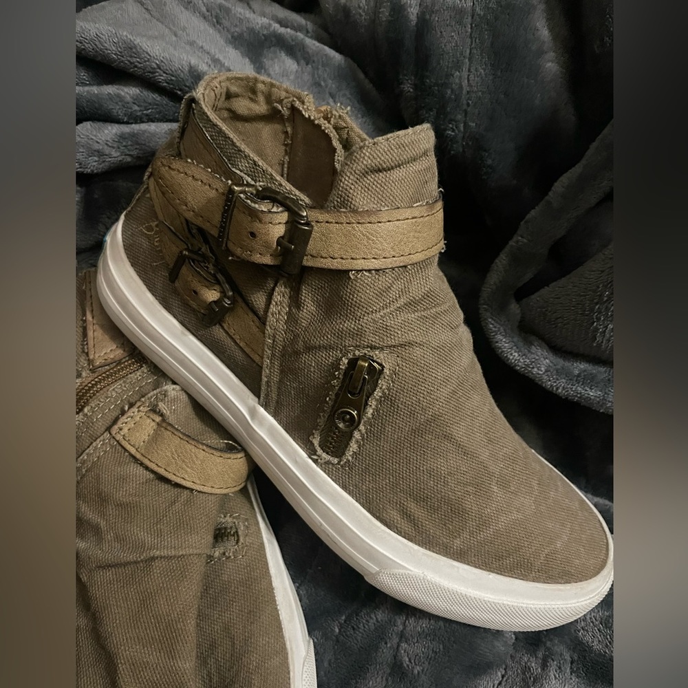 Blowfish sneakers
